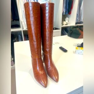 Emerson Frye boots NWOB .Size 40